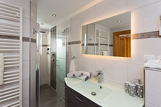 Holiday apartments Mitteldorf - Apartment Lisa - Bathroom